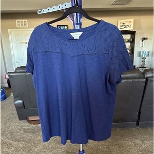 Liz Claiborne blue lacy short sleeve T-Shirt. Labeled XXL but fits like XL